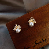 Bee Earrings-Outfit