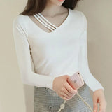 Toloer 2024 New V-Neck Slim Black Long-Sleeved T-Shirt Female Collarbone Niche Large Size White Hollow-Out Top-Outfit