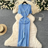 Little Scent Retro V-Neck Metal Single-D Row Buckle Slimming Temperament Knitted Dress
