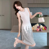 Real-Life French Style Sleeveless Knitted Dress A-Shaped Skirt With A Slim Waistcoat In Summer-Outfit