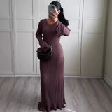 Solid-Colored Round-Neck Long-Sleeved Dress Woman With Wooden Ear In Autumn