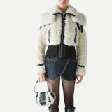 Toloer Autumn / Winter New Niche Fashion Design Sense Pu Skin Splicing Short Lamb Wool Jacket Fashion Coat Female-Outfit