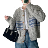 Style Fashion Twist Sweater Autumn And Winter Short 2024 New Autumn And Winter Design Cardigan-Outfit