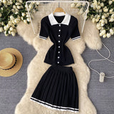 Hot Babes Hit The Color Polo Collar Short-Sleeved Shirt Top + High Waist Thin 100-Folded Skirt Two Sets Of