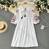 White Boho Vintage Style Hand Embroidered Tunic Mexican Dress Hippie Puebla Retro Hippie Loose