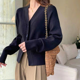Gentle White V-Neck Knitted Jersey Autumn And Winter New High-End Lazy Wind To Close The Waist Short Sweater
