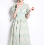 French Gentle Heavy Industry Embroidery V Zero Bubble Sleeve Dress Women's New Single Buckle Shed Skinny
