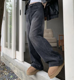 Vintage Wash Baggy Boyfriend Jeans-Outfit