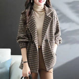 Autumn And Winter New Fashion Collar Loose Pocket Lattice Hair, The Design Of The Jacket Feels A Niche Elegant Top