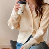 Gentle White V-Neck Knitted Jersey Autumn And Winter New High-End Lazy Wind To Close The Waist Short Sweater
