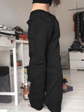 Washed Pocket Patched Cargo Jeans-Outfit