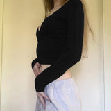 Solid Color Large V-Neck Cross-Bottomed Blouse Hot Girl Sexy Short Navel Tight Long-Sleeved T-Shirt Woman-Outfit