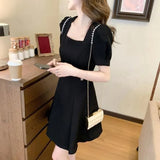 Toloer Dress Female Summer French 2024 New Temperament Closed Waist Show Thin Design Feeling Square Collar Hepburn Wind Dress-Outfit