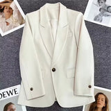 Blazer Woman 2025 Spring And Autumn New Small Buckle Fashion Trend Of The Temperament Suit