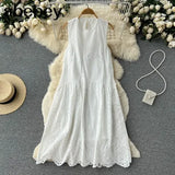 2022 Summer New Lace Embroidery Dress Women Sleevelesss Dresses Female Vintage Party Beach Maxi Long