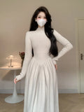 Korean Version Of The Semi-High Collar Slim And Slim, The Little Man With A Sense Of Advanced Splicing Knitted Bottomed Dress Winter-Outfit