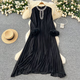 2025 New Elegant Solid Dress Round Collared Loose Hair Splicing 100 Folding Long