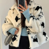 Small Cow Pattern Imitation Mink Fur Coat Female Short Thick Black and White Spotted Plush Coat Furry Faux Fur Coat Women
