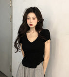 Toloer Desire Wind V Collar Short Sleeved T Shirt Female Summer 2024 New Slim Show Thin Hot Girl Short Irregular Bottom