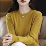 Waxy Leisure Lace Round Neck Bottomed Sweater Women's New Foreign Style 2024 Autumn / Winter Sweater Long-Sleeved Sweater-Outfit