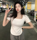 Toloer 2024 New Pure Desire Wind Big U-Collar Hot Girl Top Show Slim Slim Irregular Short-Sleeved T-Shirt Female