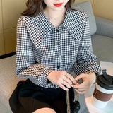 Plaid Shirt With Large Collar-Outfit