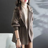 Autumn And Winter New Fashion Collar Loose Pocket Lattice Hair, The Design Of The Jacket Feels A Niche Elegant Top