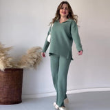 Autumn New Fashion Solid Color Loose Under The Pended Fork Knit Shirt Two Sets Of
