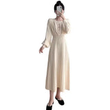 And Winter Goddess Fan Sweater Dress 2025 New Female Waist Thin French Style Knitted Dress Dress Dress Dress