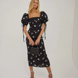Toloer Women's Wear 2023 New Summer Holiday Style Dress Floral Bubble Sleeve One Word Collar Slim Fashion Dress-Outfit
