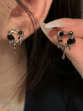 Hollow Out Heart Pattern Earring-Outfit