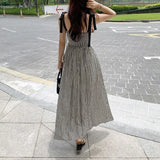 Toloer Chic Summer Niche Temperament Square Collar Dew Collarbone Color Stripe Waist Show Thin Halter Dress Dress-Outfit